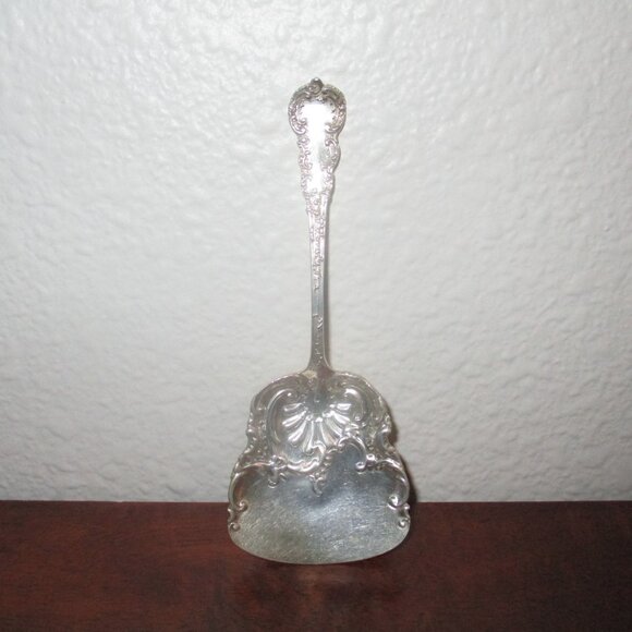 COPY - Sterling Silver Antique Victorian Berry Spoon - Picture 2 of 3